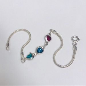 Silver bracelet with heart gems